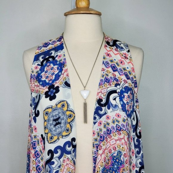 Alya Mixed Media Lace Open Front Vest Size M - Picture 2 of 11